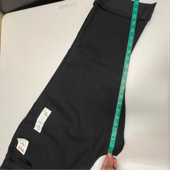 Signature by Levi’s Women’s Jean - Picture 4 of 9